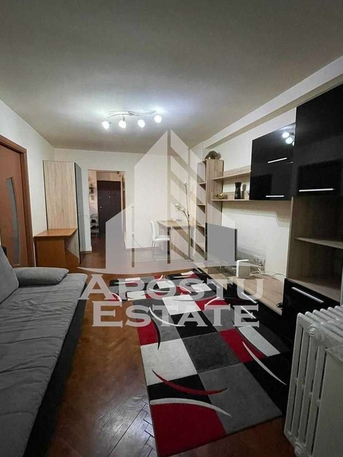 Apartament cu 2 camere, semidecomandat, langa Facultatea de Medicina