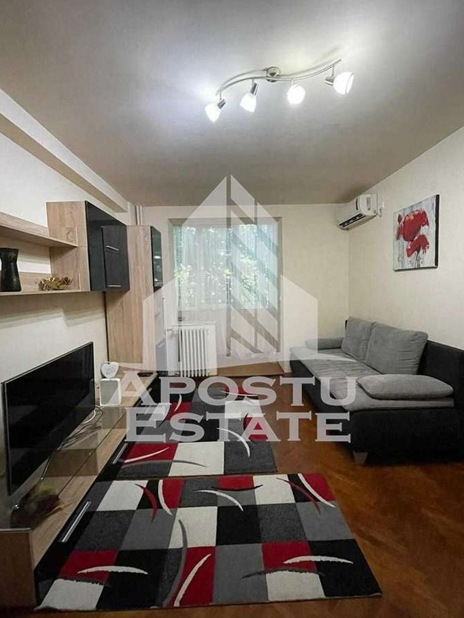 Apartament cu 2 camere, semidecomandat, langa Facultatea de Medicina
