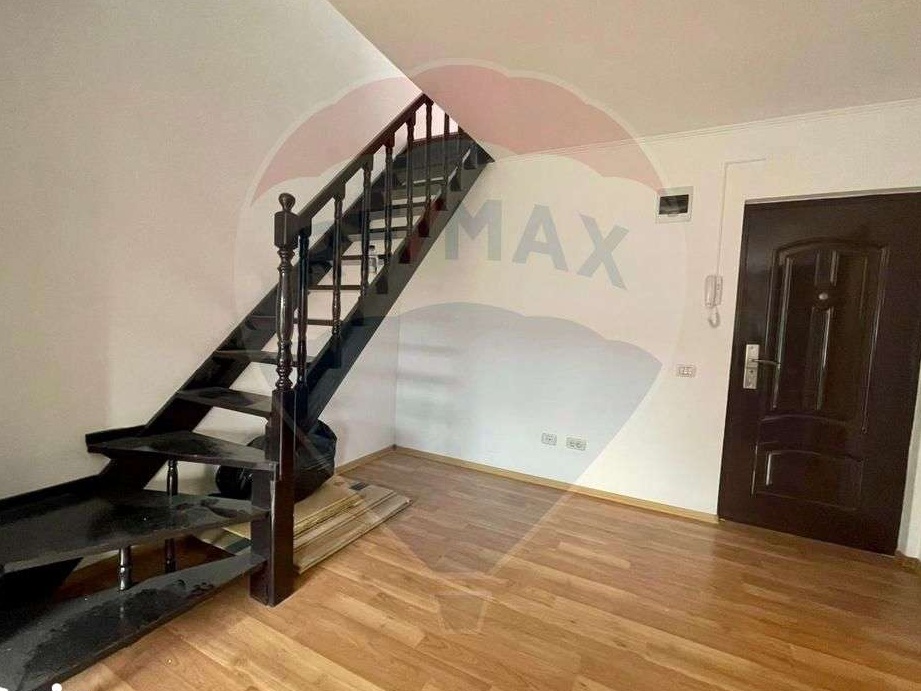Apartament cu 2 camere tip duplex Militari
