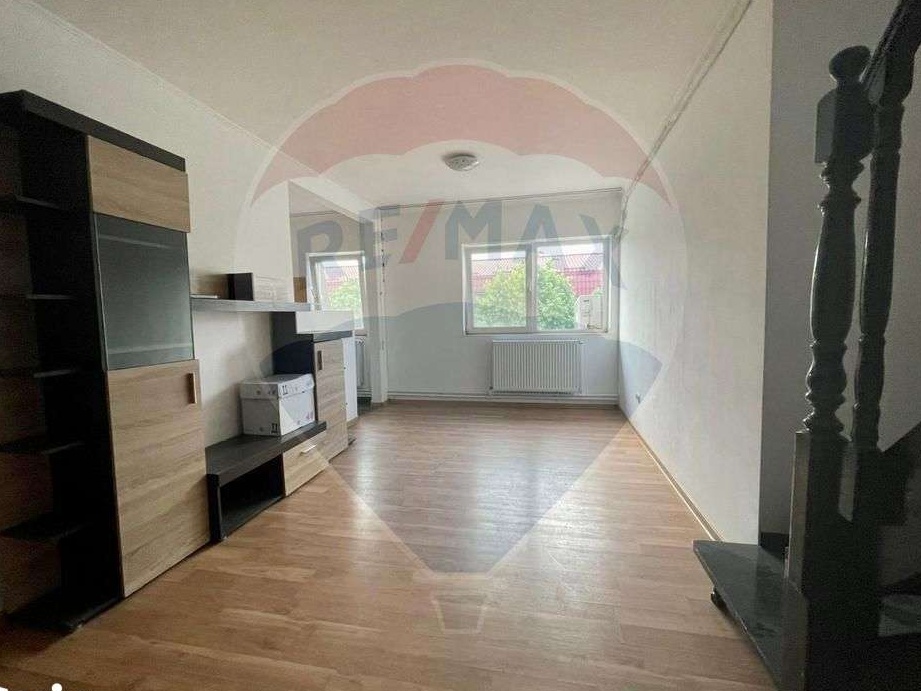 Apartament cu 2 camere tip duplex Militari