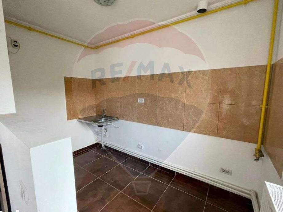 Apartament cu 2 camere tip duplex Militari
