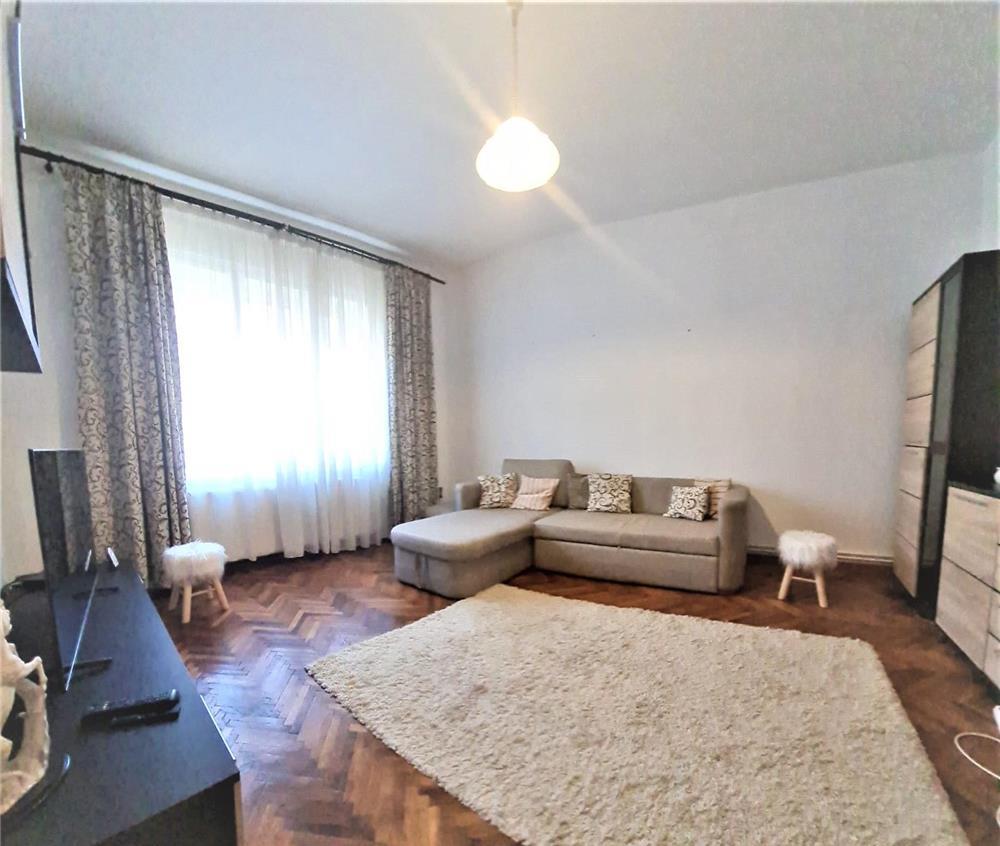 Apartament cu 2 camere, ultracentral, Piața Unirii