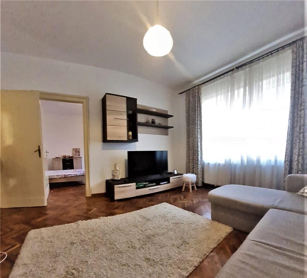 Apartament cu 2 camere, ultracentral, Piața Unirii