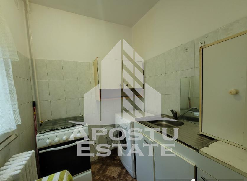 Apartament cu 2 camere. zona Dacia