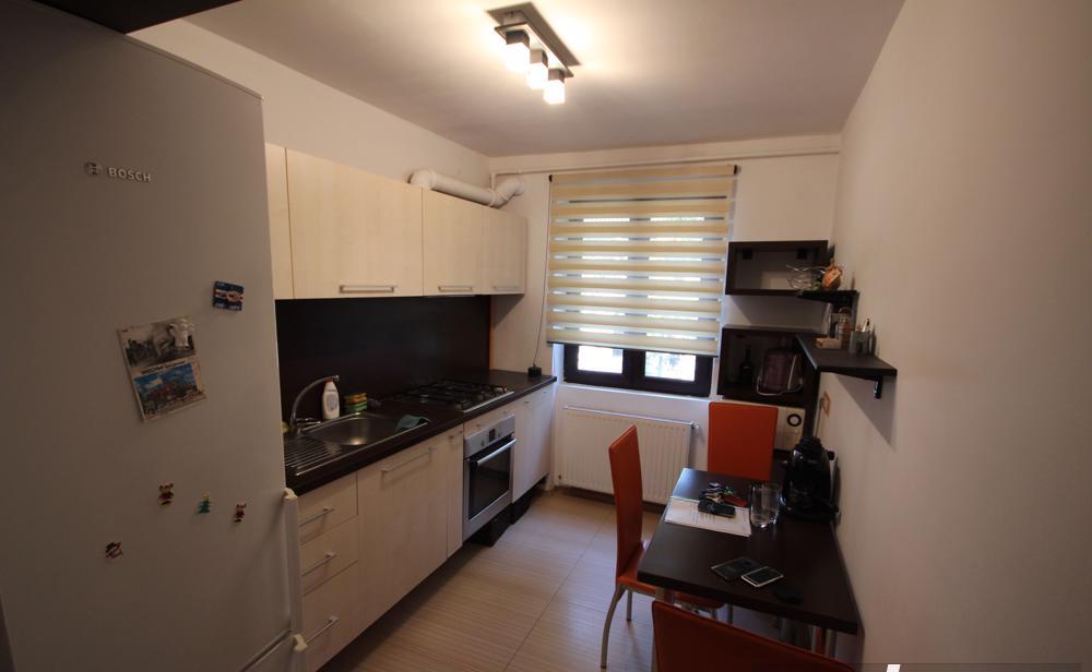 Apartament cu 2 camere zona Medicina