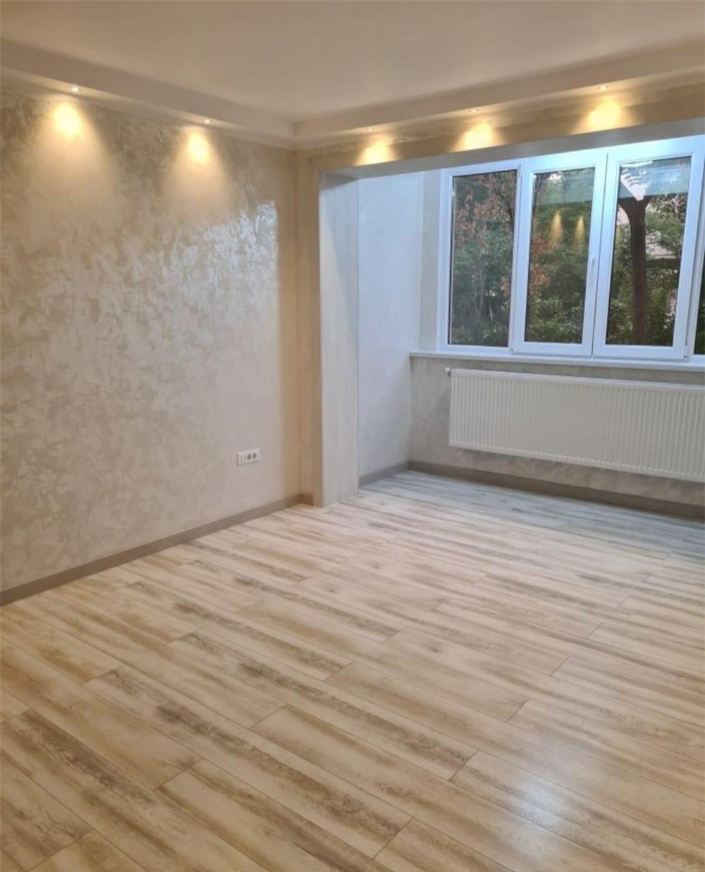 Apartament cu 2 camere,Tiglina 2