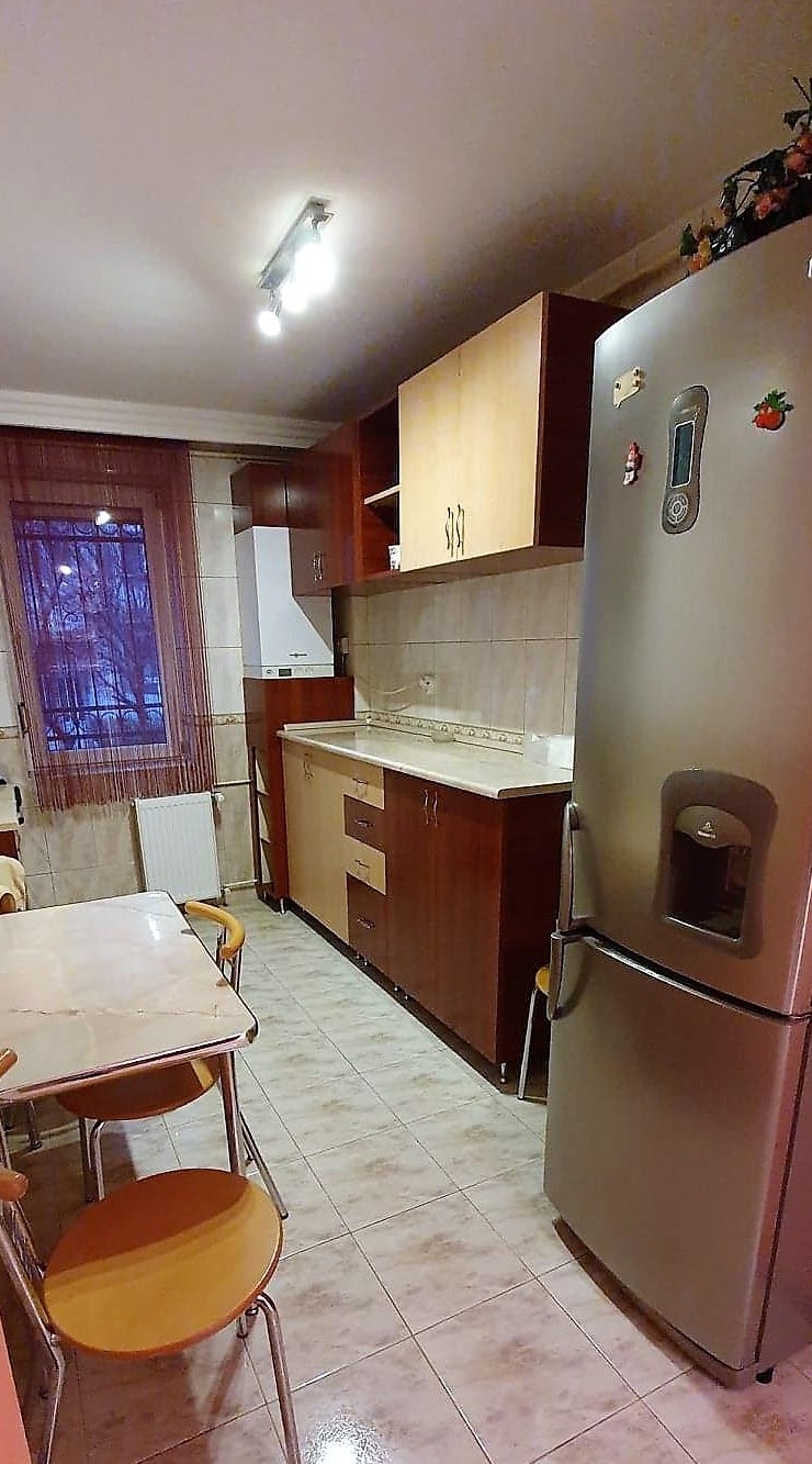 Apartament cu 3 camere decomandate și 2 băi- Constanța