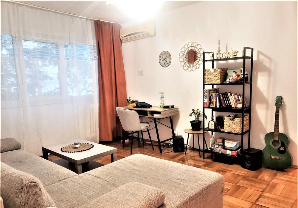 Apartament cu 3 camere, ideal pentru investitie