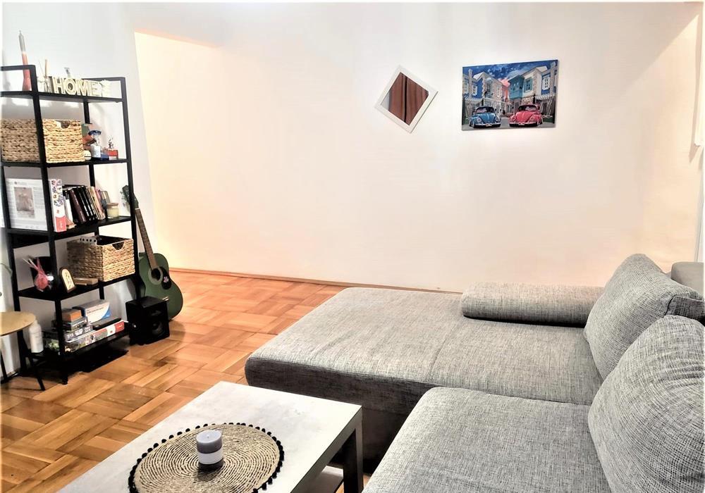 Apartament cu 3 camere, ideal pentru investitie