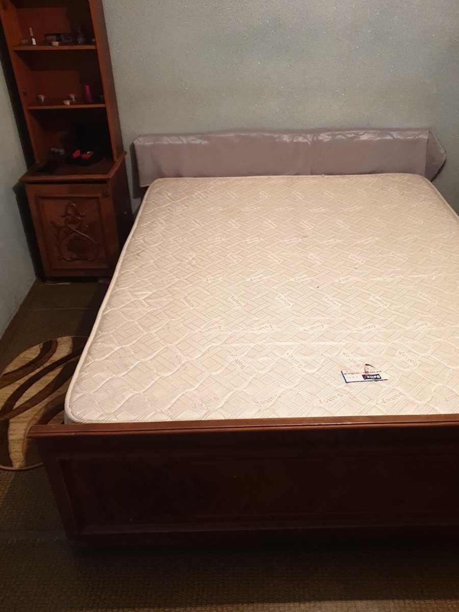 Apartament cu 3 camere in zona Bucur.   Inchiriez.  2 000 lei.   Proprietar !