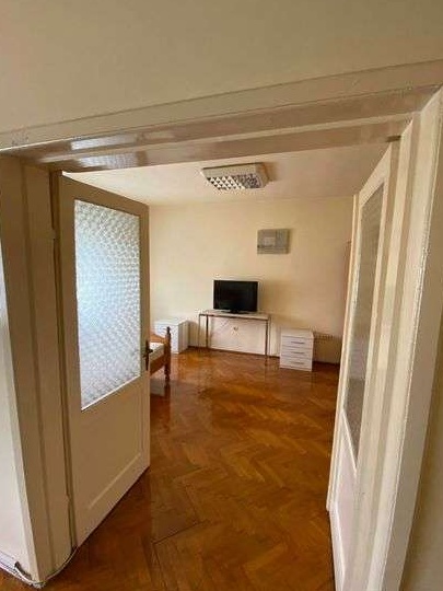 Apartament cu 3 camere si 2 terase de vanzare in zona Budai-Dacia