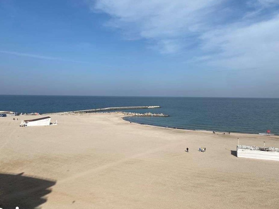 Apartament cu 3 camere - Zona Faleza Nord (Restaurant Reyna)