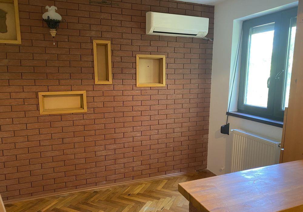 Apartament cu 4 (3) camere - zona Gh Lazar/Dacia, etaj 3, boxa in CF