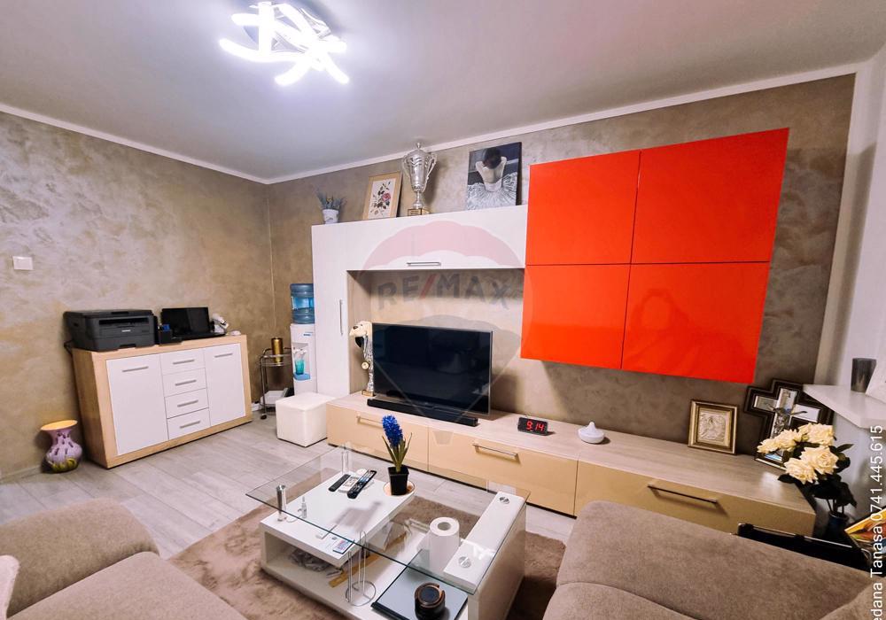 Apartament cu 4 camere de vânzare în zona Pantelimon