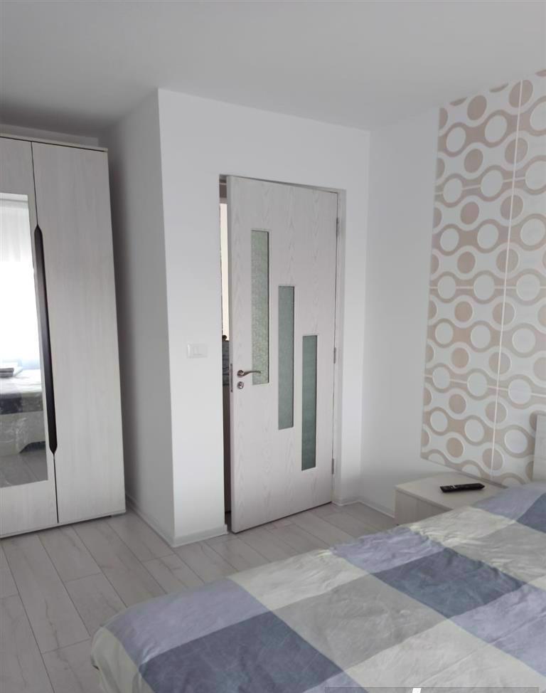 Apartament cu 5 camere de vanzare in Selimbar  zona Brana 130 mp