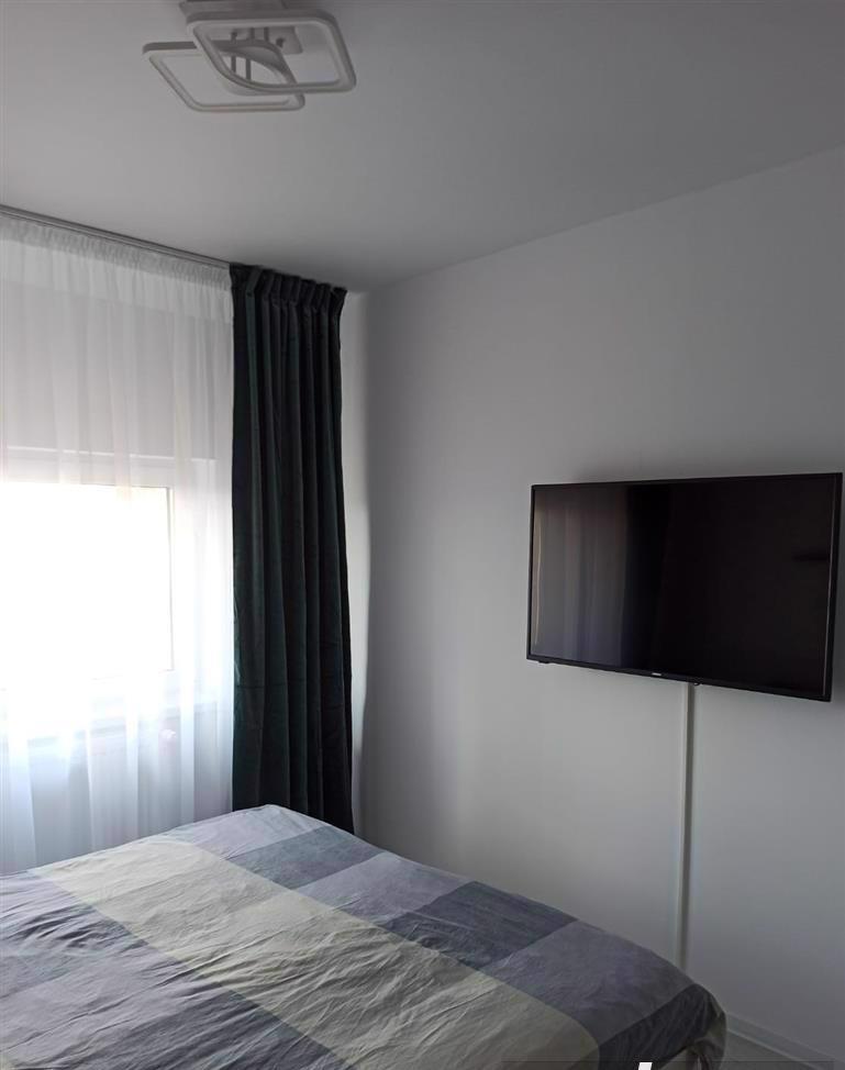 Apartament cu 5 camere de vanzare in Selimbar  zona Brana 130 mp