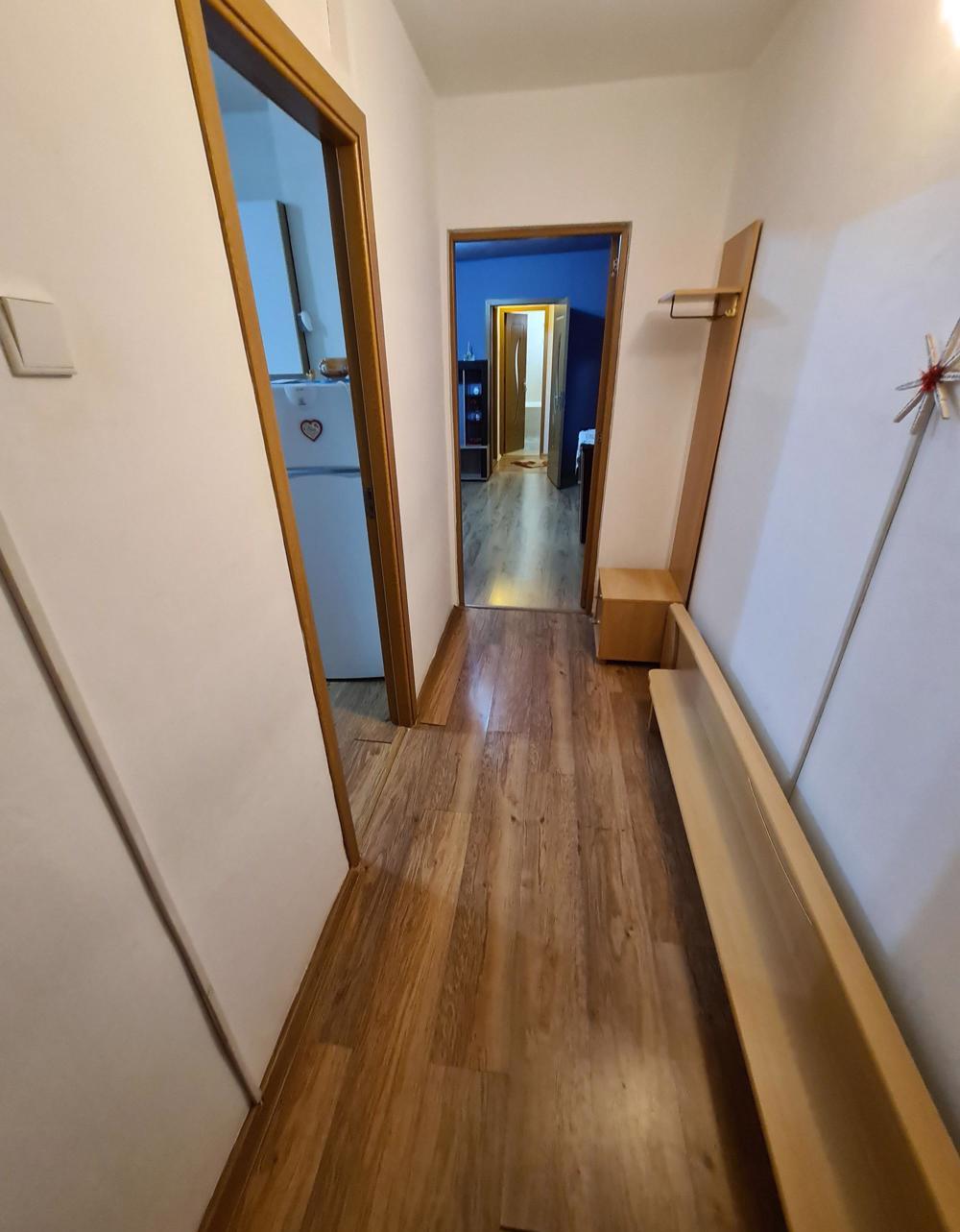 Apartament cu două camere în zona Aradului
