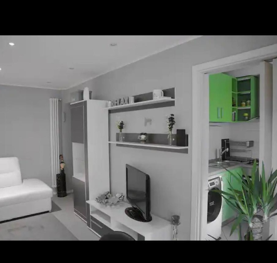 APARTAMENT CU DOUA CAMERE  MOBILAT LUX IN CIRCUMVALATIUNII!