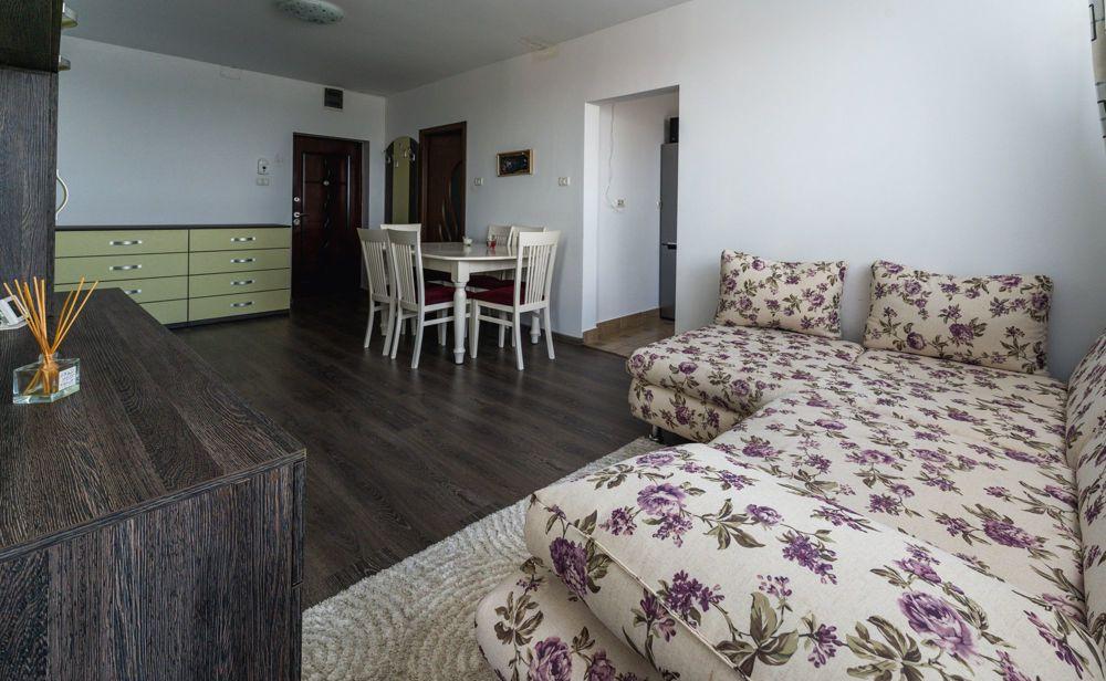 Apartament cu loc de parcare în Via Romana