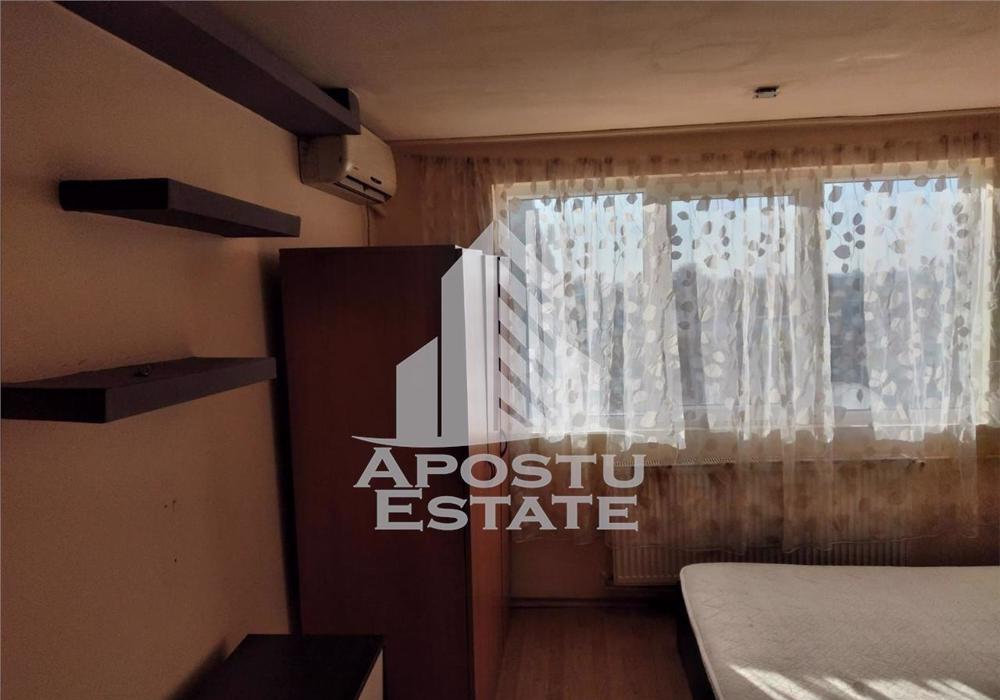 Apartament cu o camera, Zona Steaua-Sagului