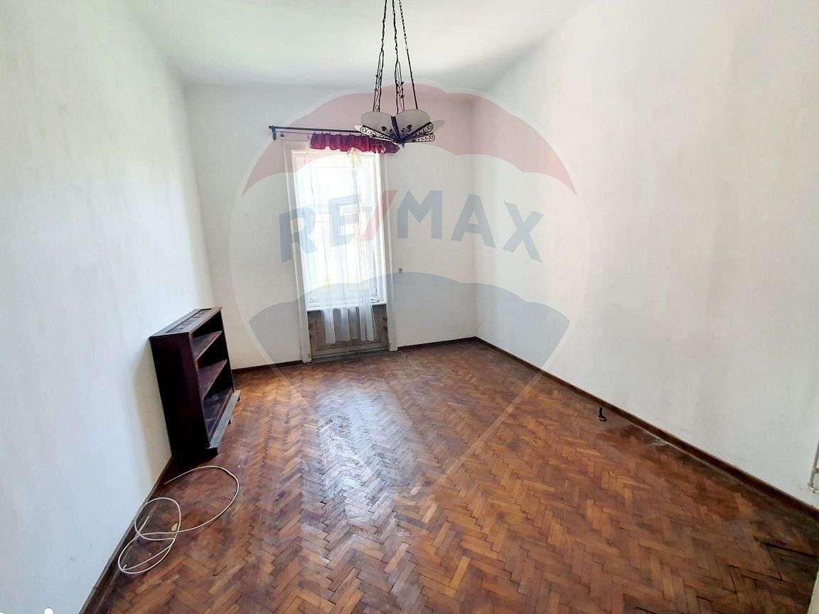 Apartament cu potential de investitie -  Andrei Muresanu - COMISION 0%