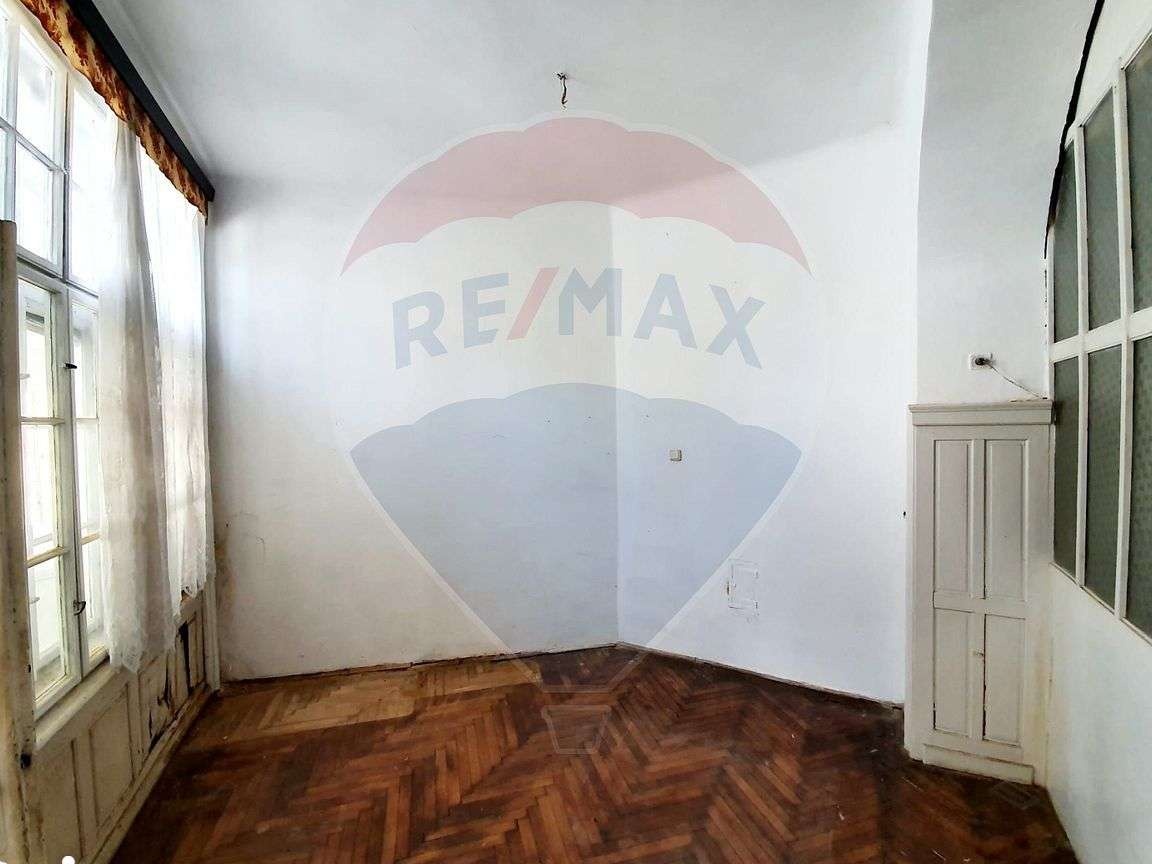Apartament cu potential de investitie -  Andrei Muresanu - COMISION 0%