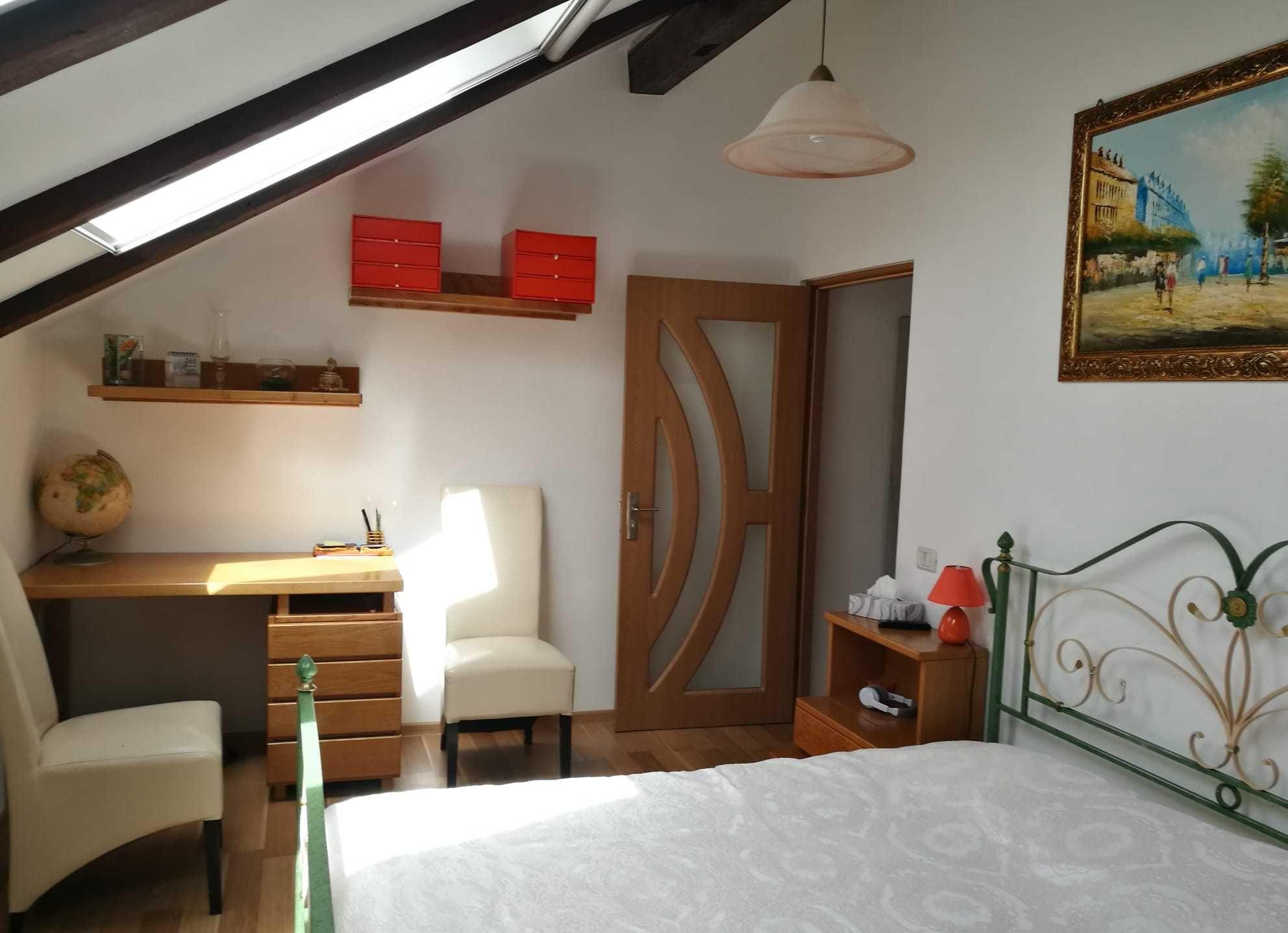 Apartament cu scara interioara Băsescu pta Crucii