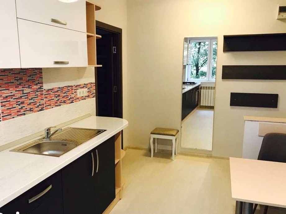 Apartament de inchiriat - 2 camere - central finisat lux