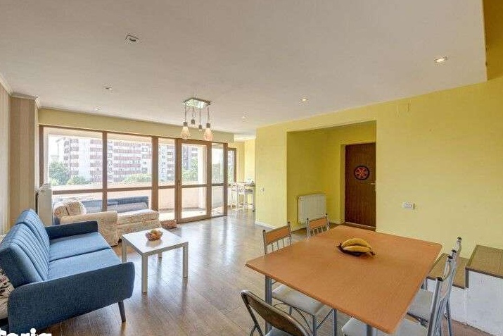 Apartament de tip penthouse zona 13 Septembrie - Comision 0%