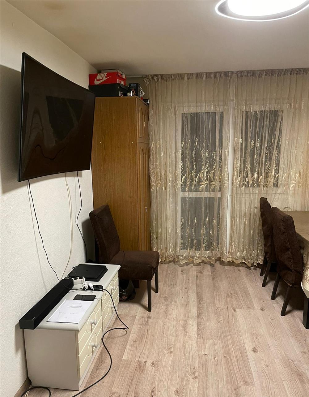 Apartament de vânzare 2 camere- Cora Lujerului -Particular