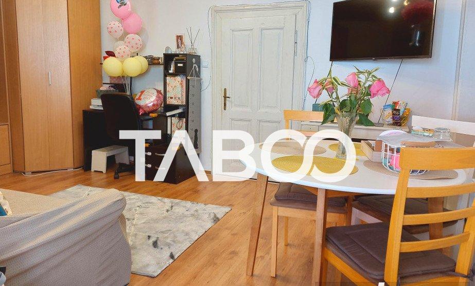 Apartament de vanzare 2 camere gradina 80 mp zona centrala Cisnadie