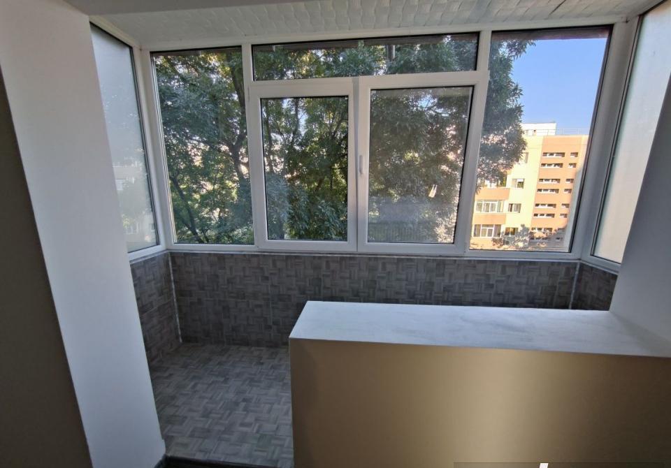 APARTAMENT DE VANZARE 3 CAMERE GORJULUI - LUJERULUI ( strada DEzbrobirii )