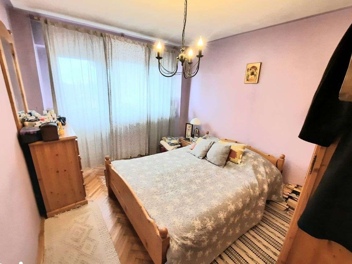 Apartament de vanzare in Alba Iulia - 0 COMISION - 4 camere - CETATE