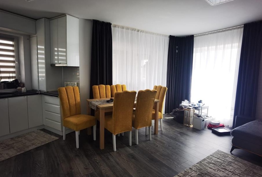 Apartament de vanzare la cheie