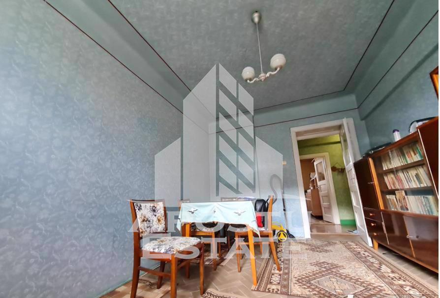 Apartament decomandat, cu 2 camere, Piata Doina