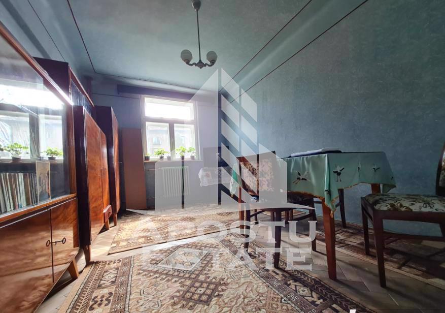 Apartament decomandat, cu 2 camere, Piata Doina