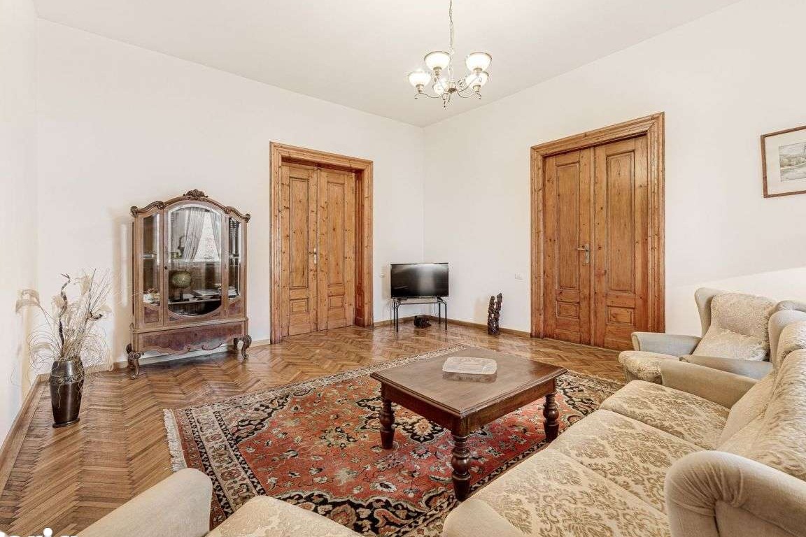 Apartament in Palatul Bohus