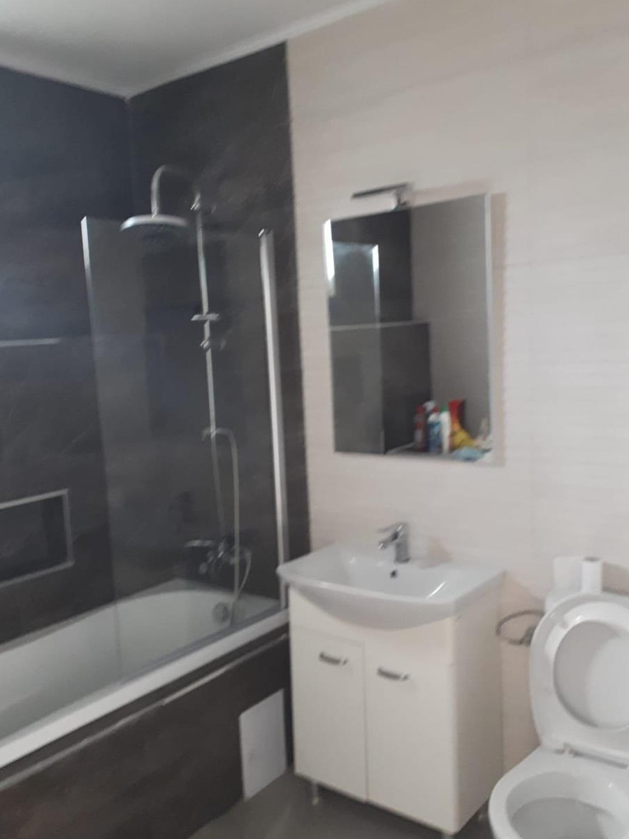 Apartament la casa, 3 camere -  pretabil cabinet, birouri, Zona Luptei