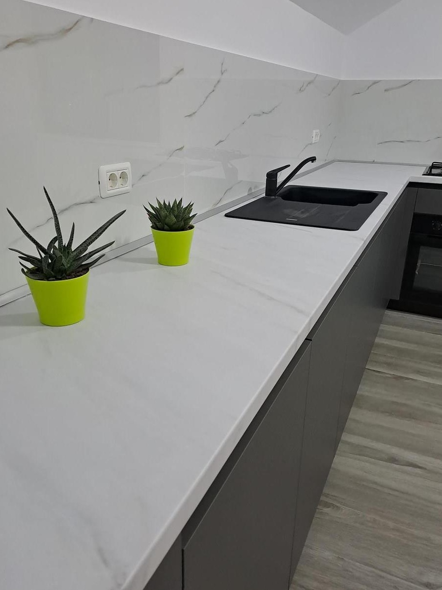 Apartament la casa 3 dormitoare+living Giarmata 108mp utili