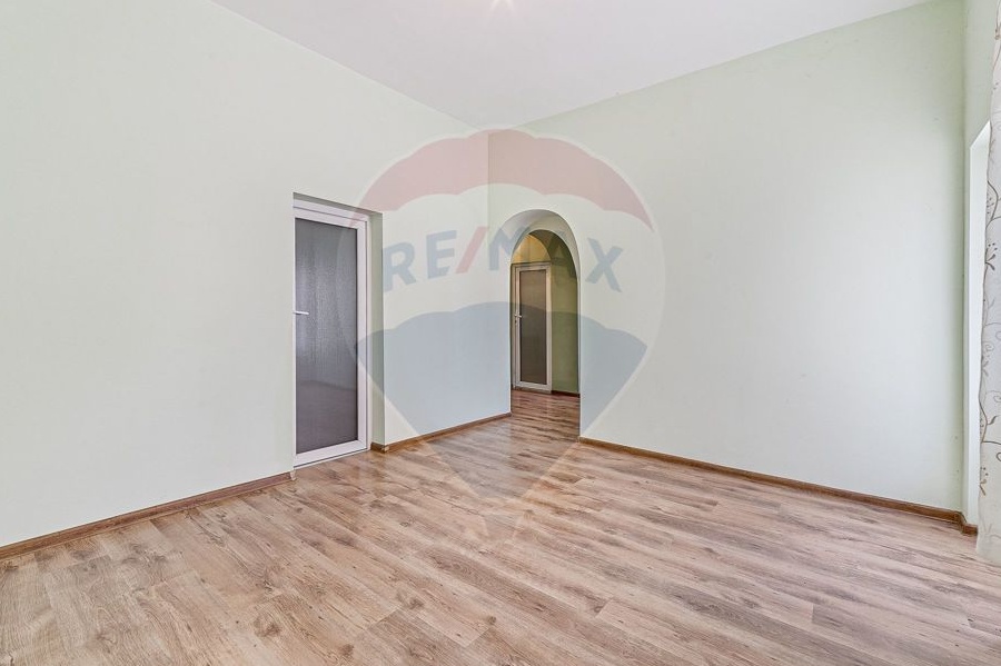 Apartament la casa de inchiriat, Sanicolaul Mic