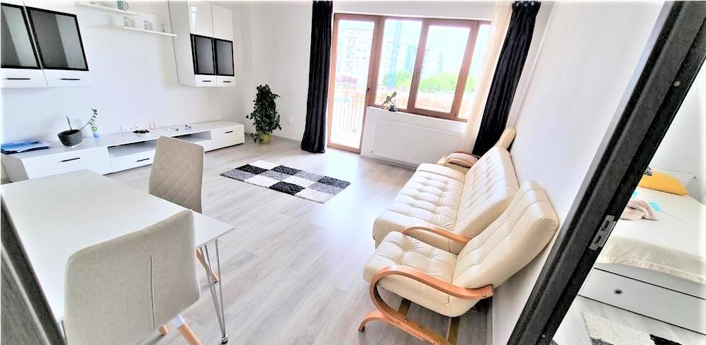 Apartament mobilat si utilat, etajul 2, Aradului