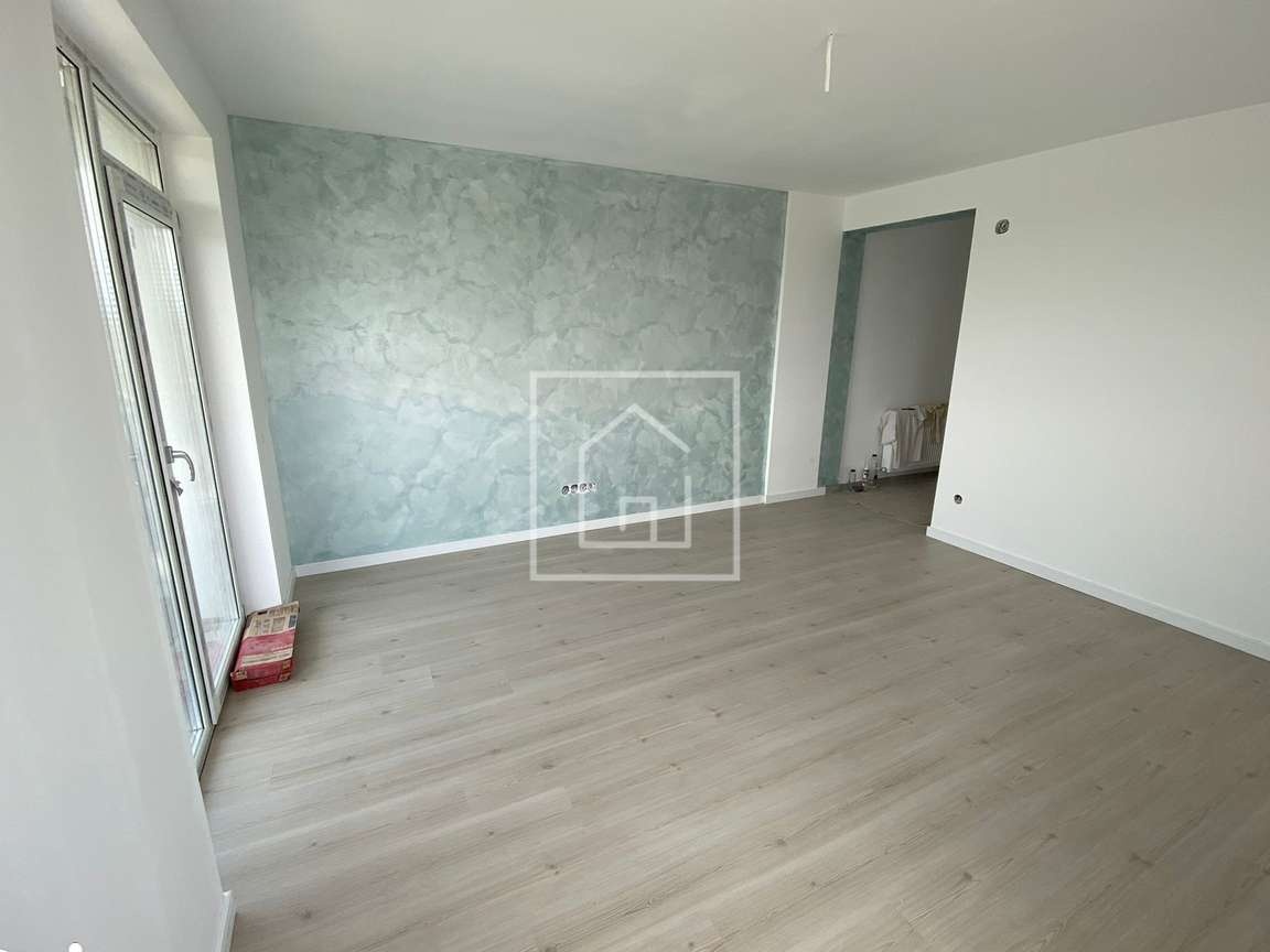 Apartament NOU 3 cam.75 mp etaj 3 cu lift zona P.Cluj