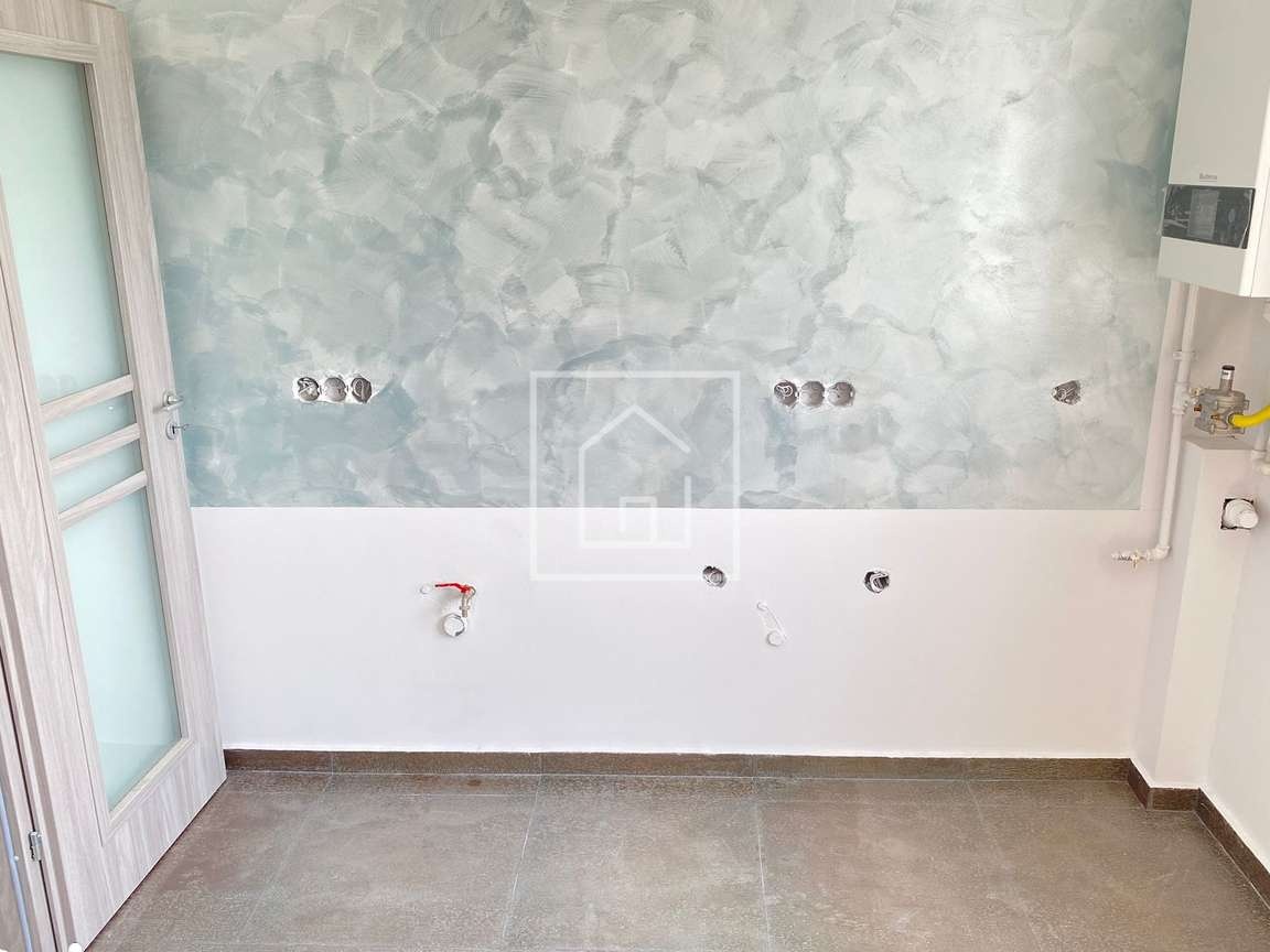 Apartament NOU 3 cam.75 mp etaj 3 cu lift zona P.Cluj