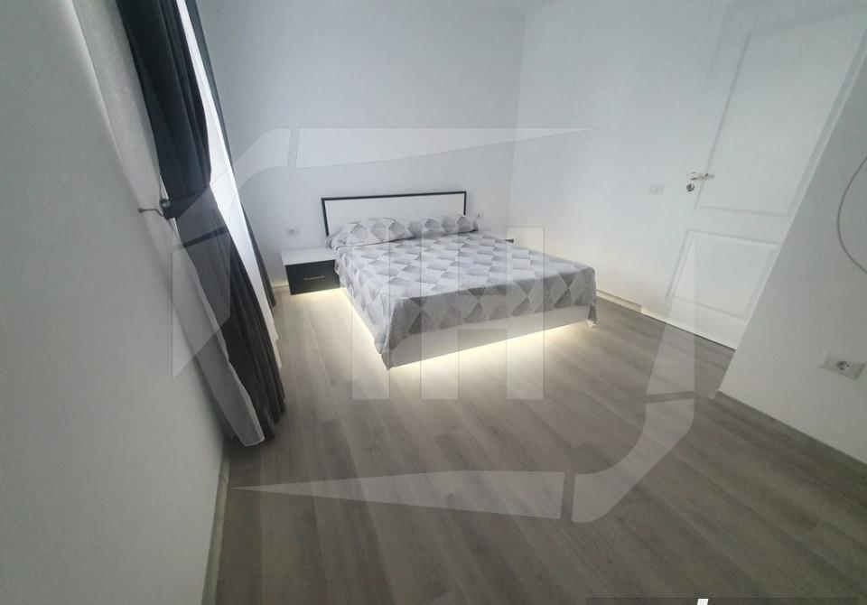 Apartament nou cu 3 camere, gradina de 60 mp, parcare, zona Vivo