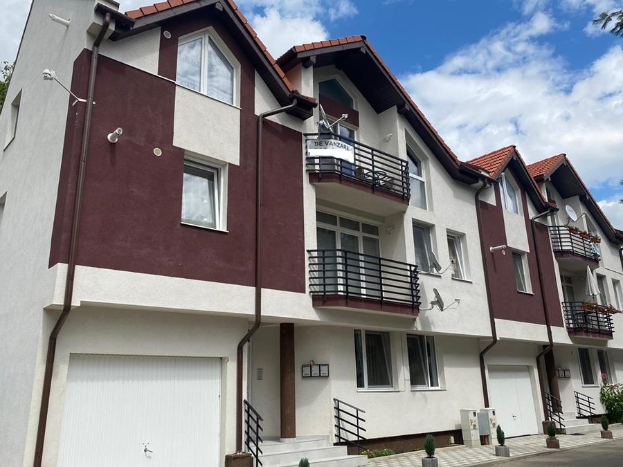 Apartament nou cu 3 camere si parcare privata