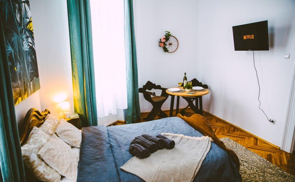 Apartament ultracentral, strada Avram Iancu+Netflix