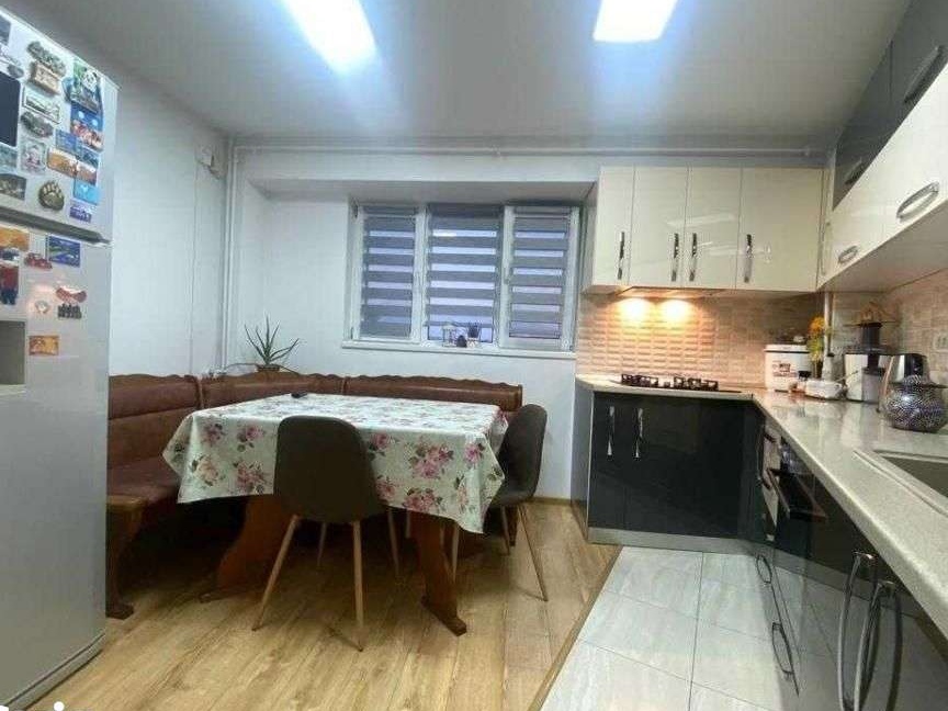 Apartament Vitan/Bloc reabilitat/Ready to move