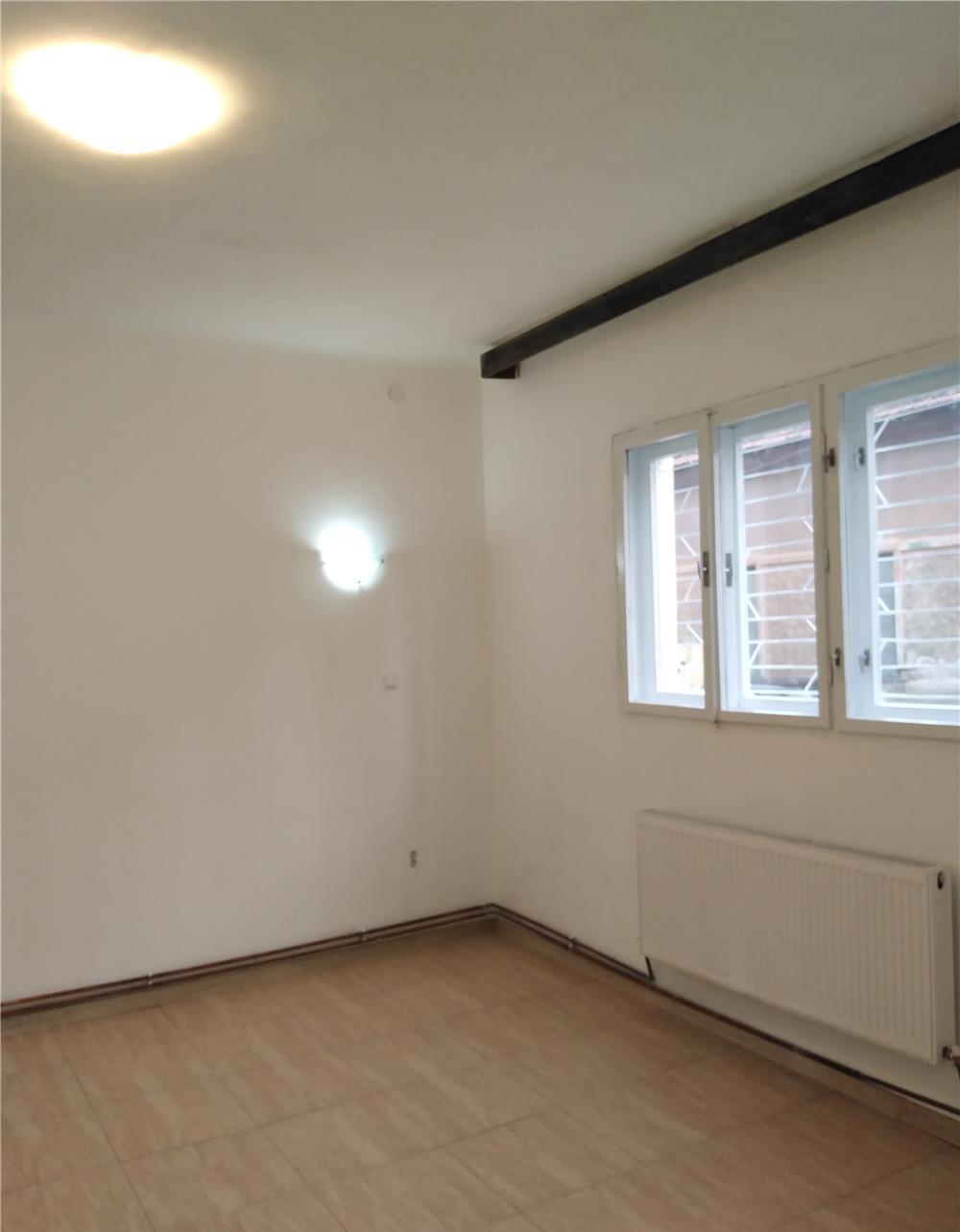 apartament+dependinte 85mp