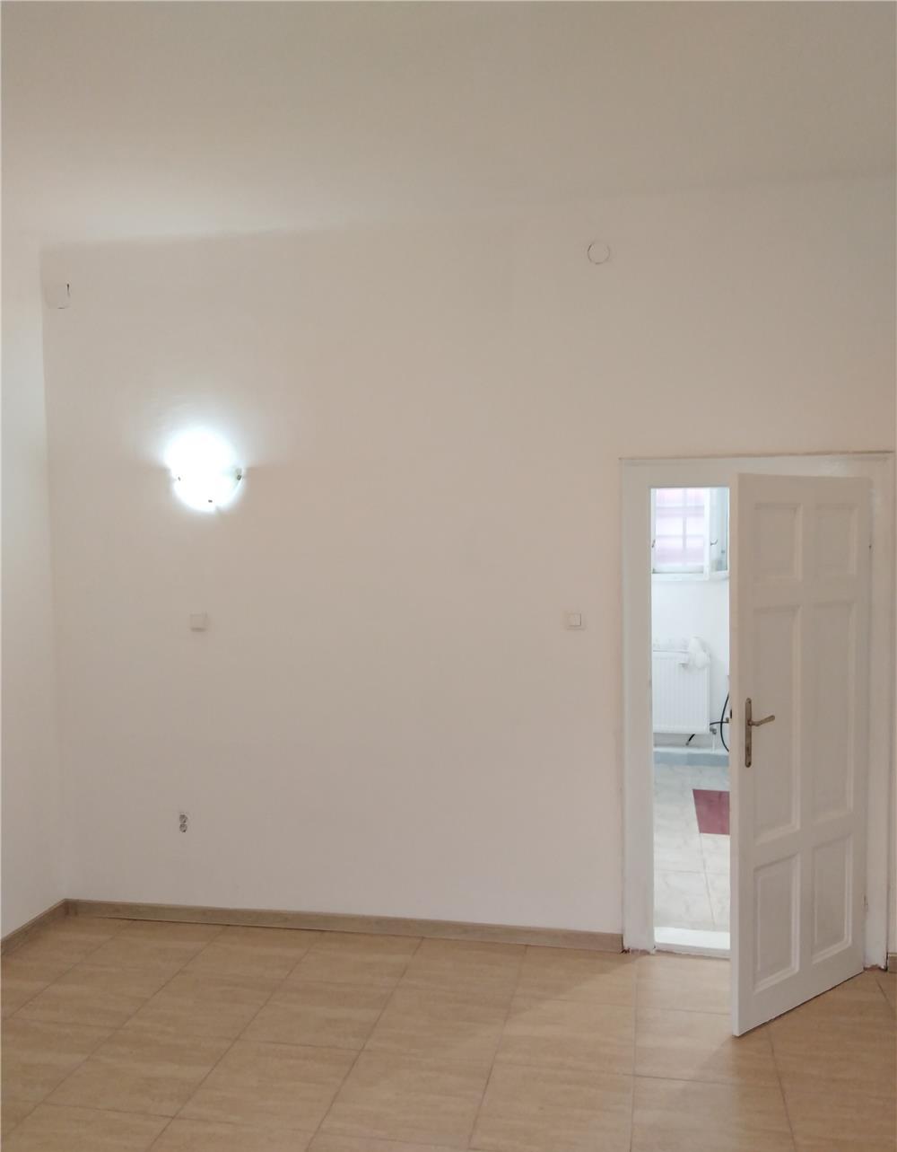 apartament+dependinte 85mp