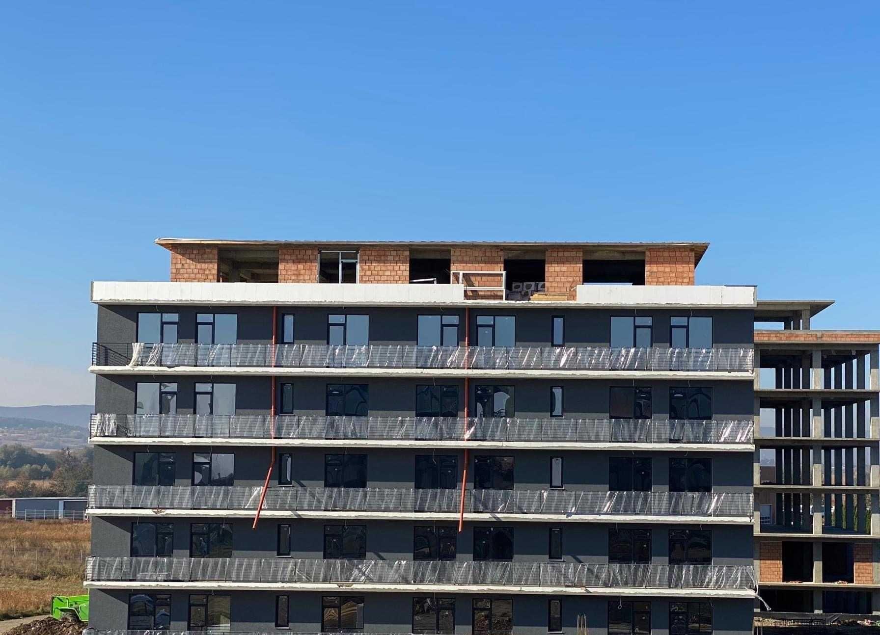 Apartament/Penthouse cu 2 sau 3 camere COMPLEX TWINS RADAUTI